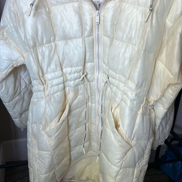 Free People Patricia Packable Poncho Puffer Jacket Coat Parka Ivory XS - Picture 5 of 7